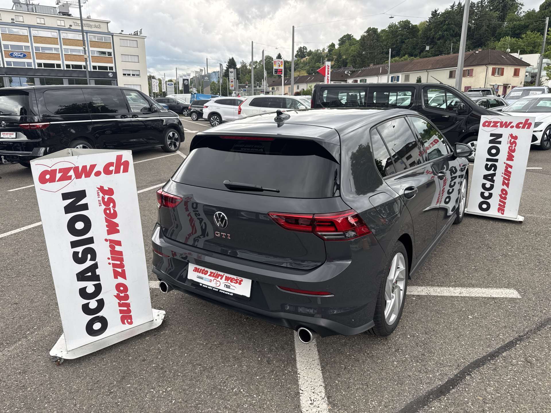 VW Golf 2.0 TSi GTi DSG-Automat 245PS-image-2