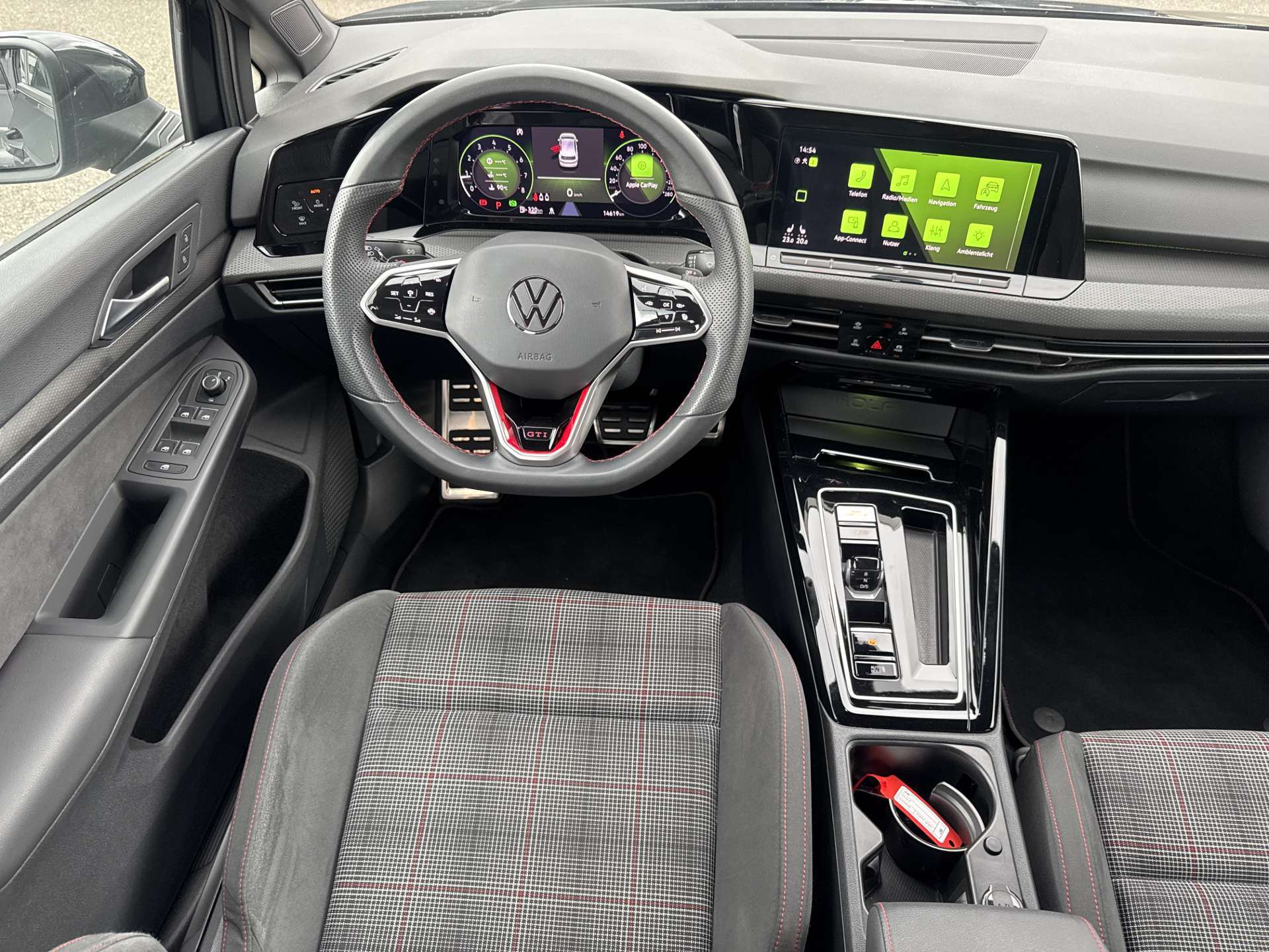 VW Golf 2.0 TSi GTi DSG-Automat 245PS-image-4