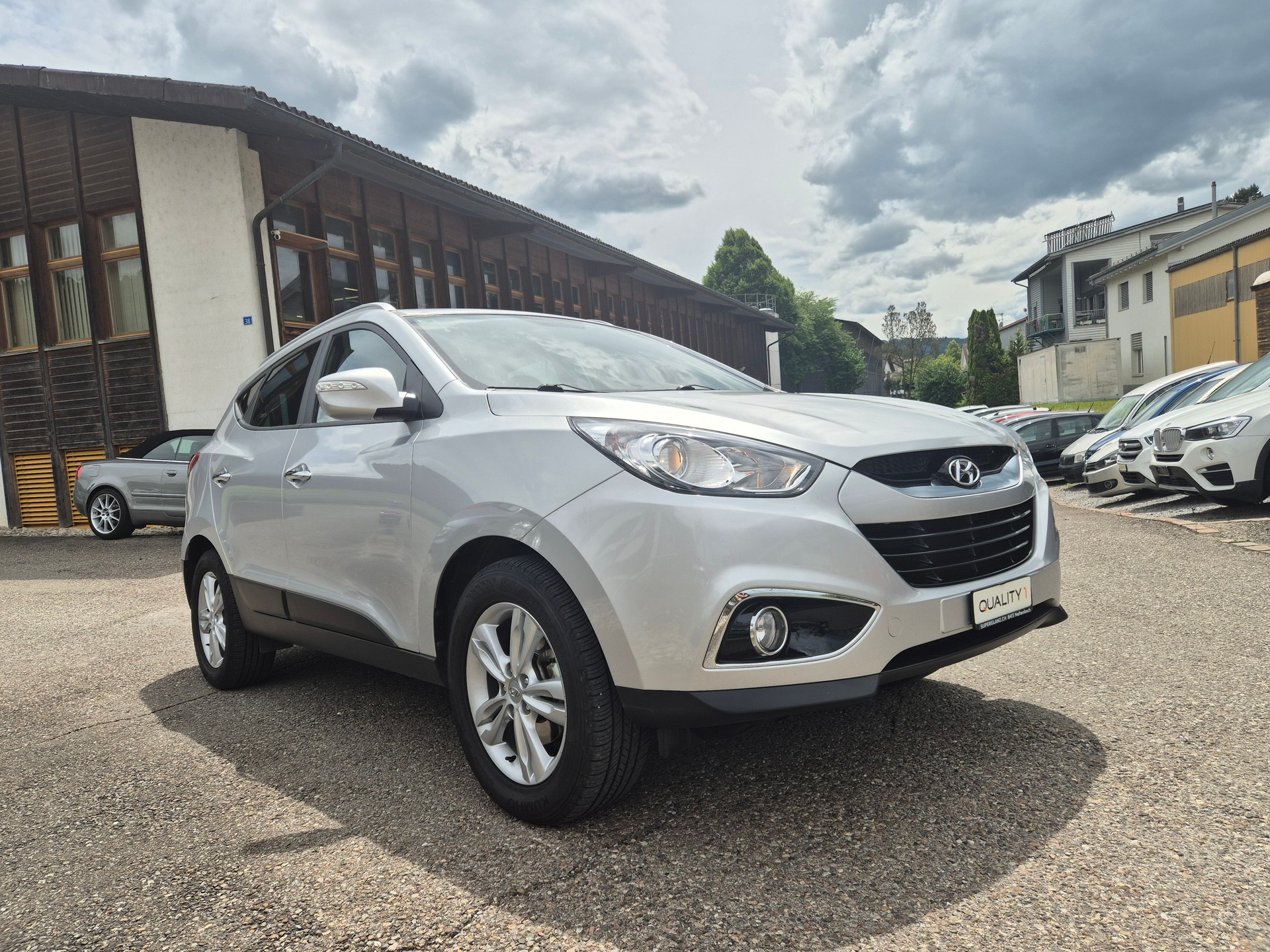 HYUNDAI iX 35 2.0 Premium 4WD Automatic-showroom-element-1