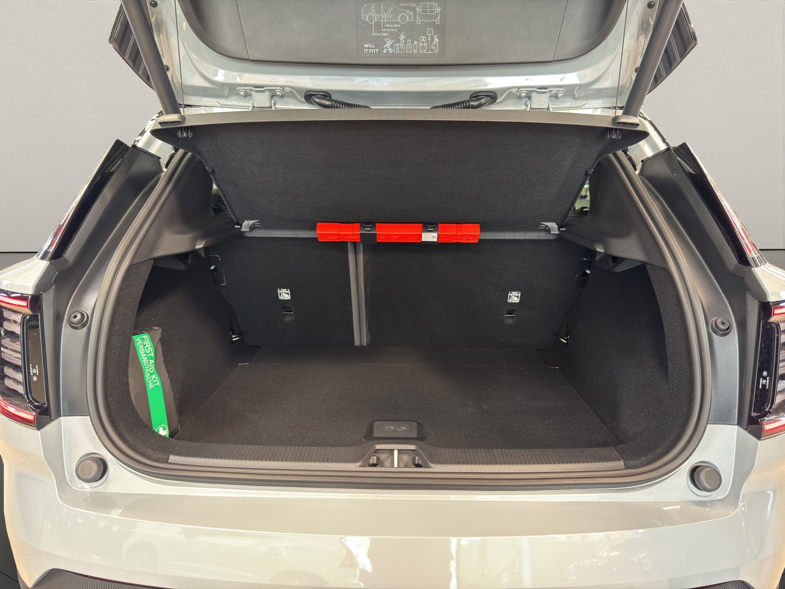 VOLVO EX30 CC E60 Twin Performance AWD-image-15