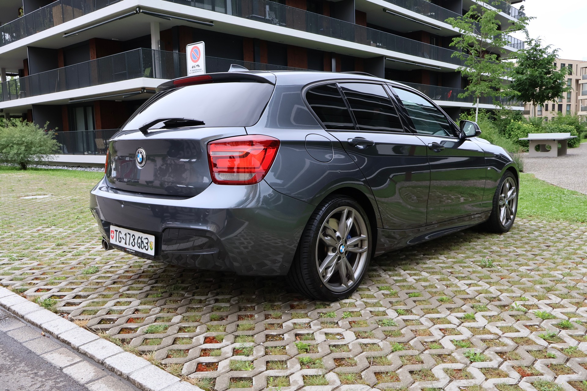 BMW 125d M Sport Steptronic-image-2