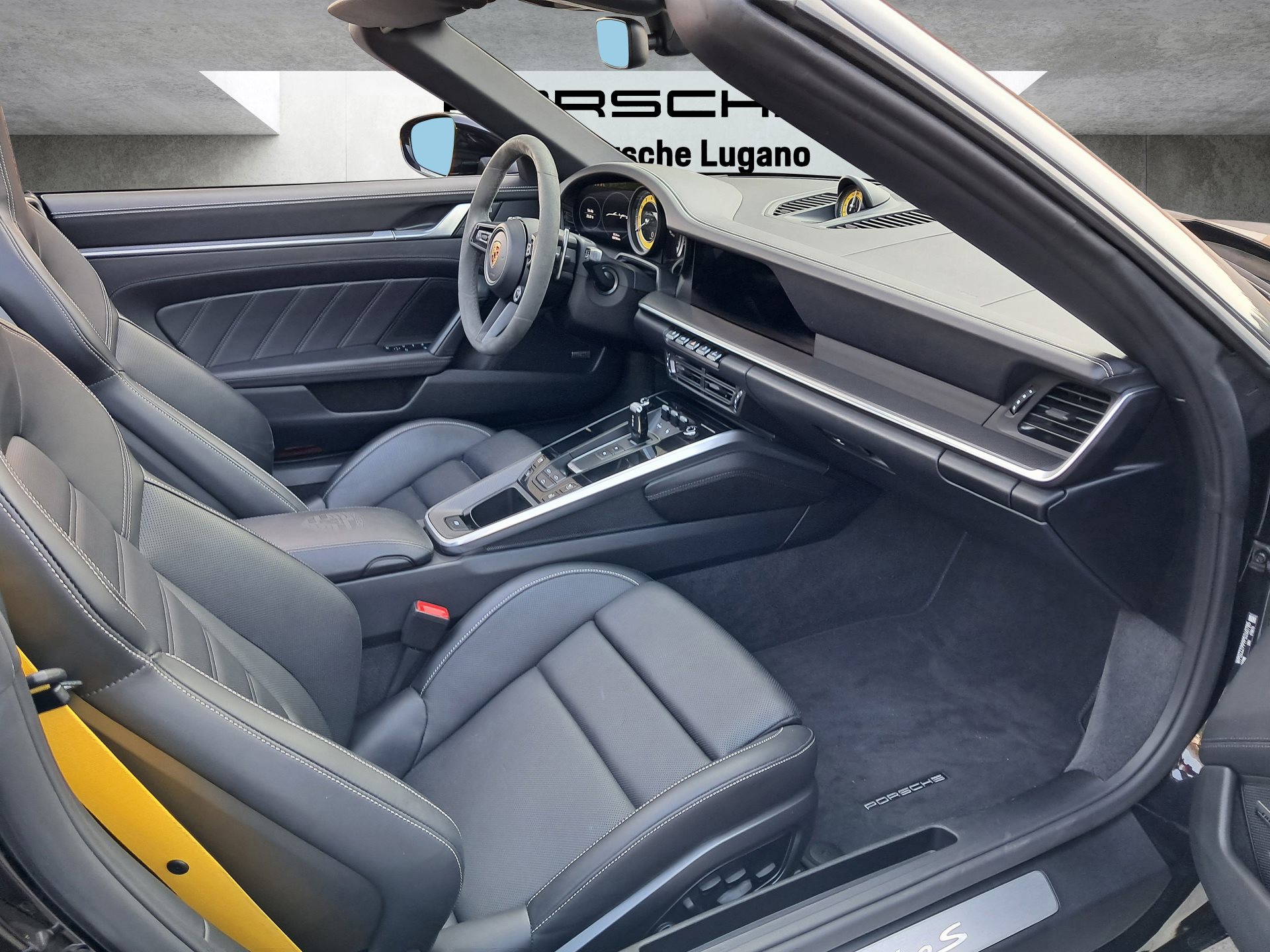 PORSCHE Cayenne E-Hybrid (MY24)-image-27