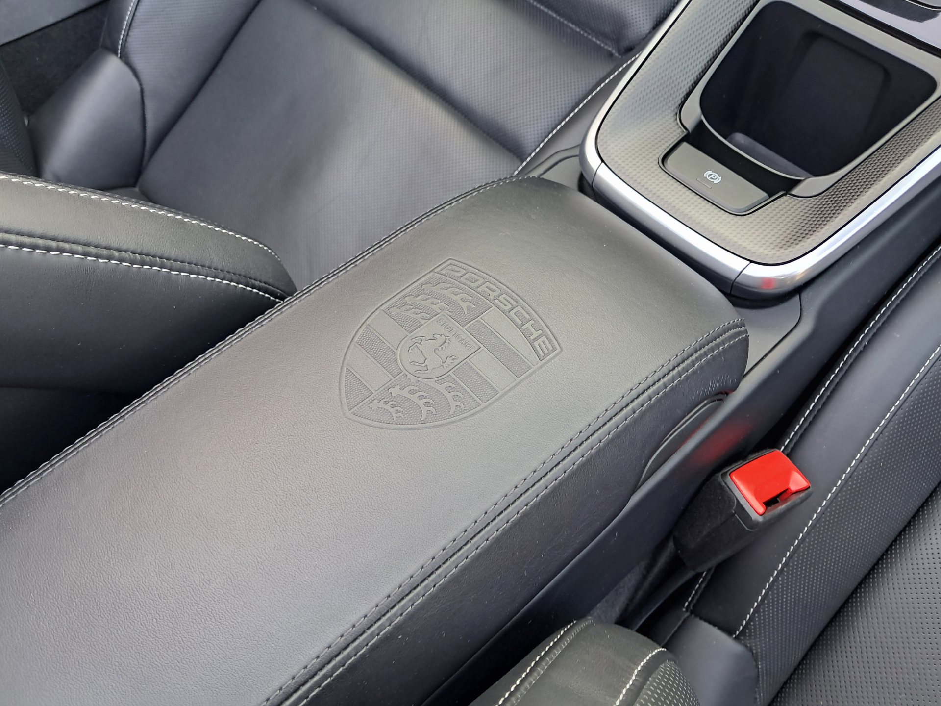 PORSCHE Cayenne E-Hybrid (MY24)-image-25