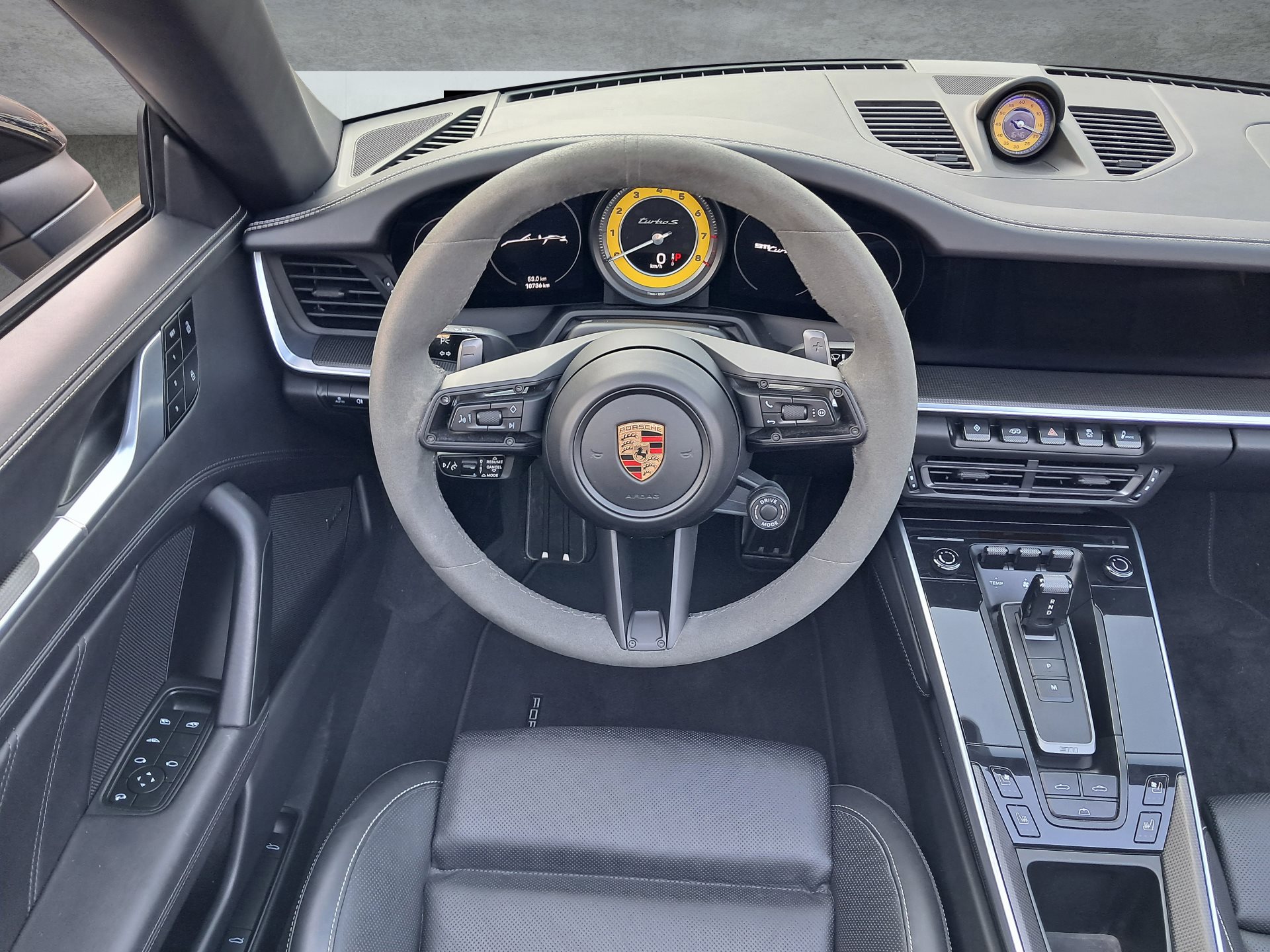 PORSCHE Cayenne E-Hybrid (MY24)-image-23
