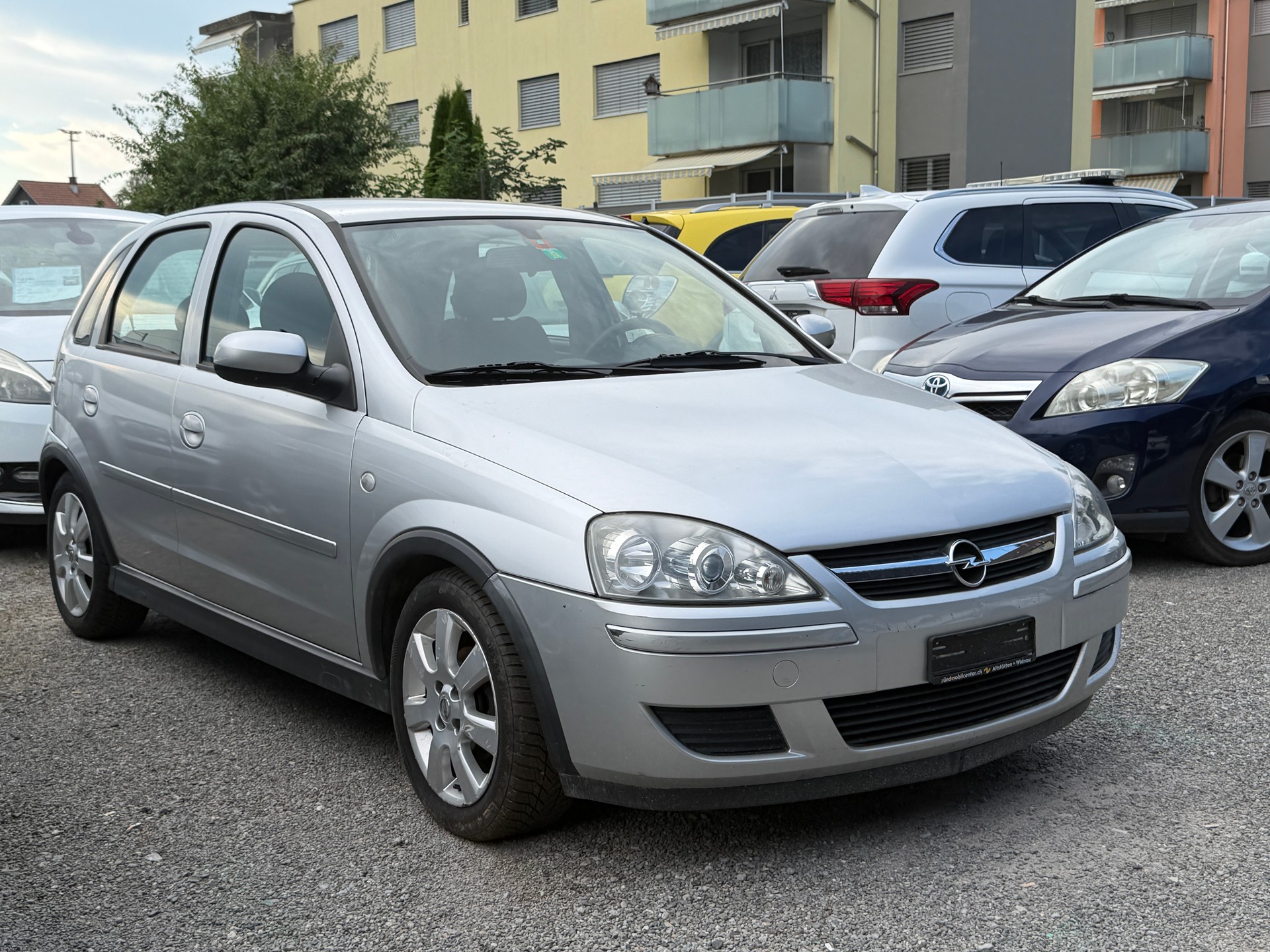 OPEL Corsa 1.2 TP Silverline-image-1