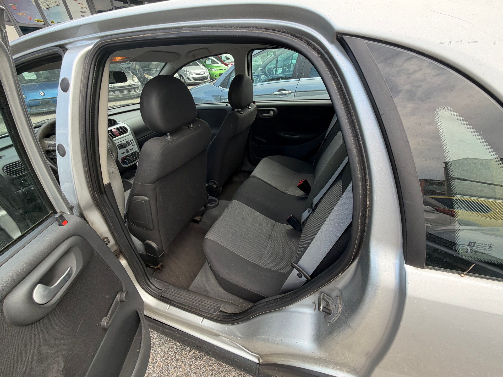 OPEL Corsa 1.2 TP Silverline-image-6