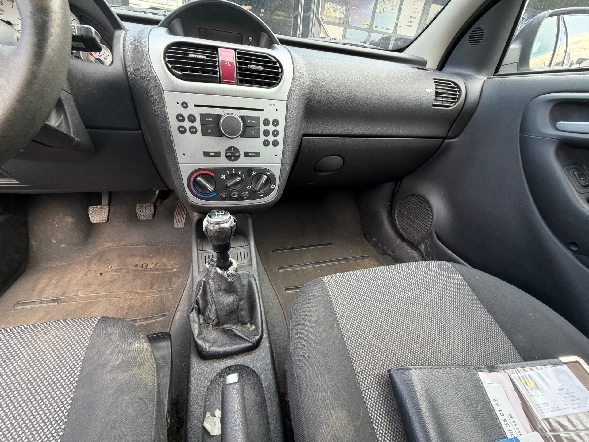 OPEL Corsa 1.2 TP Silverline-image-7