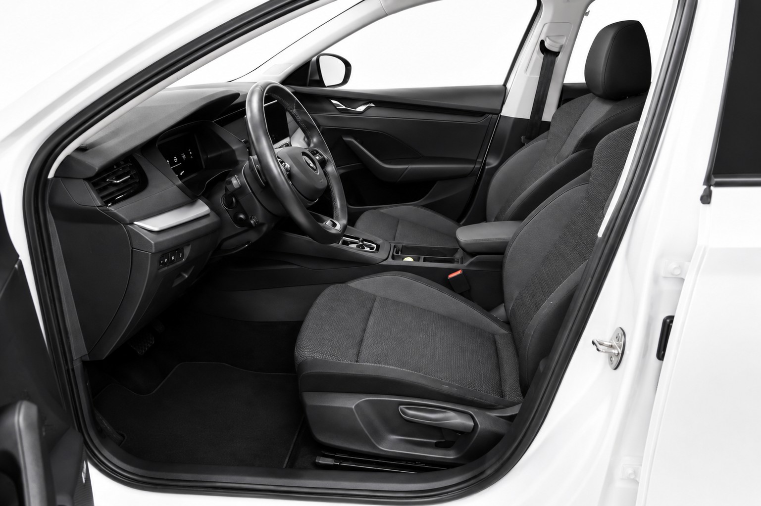 SKODA Octavia Combi 2.0 TDI Ambition DSG-image-7