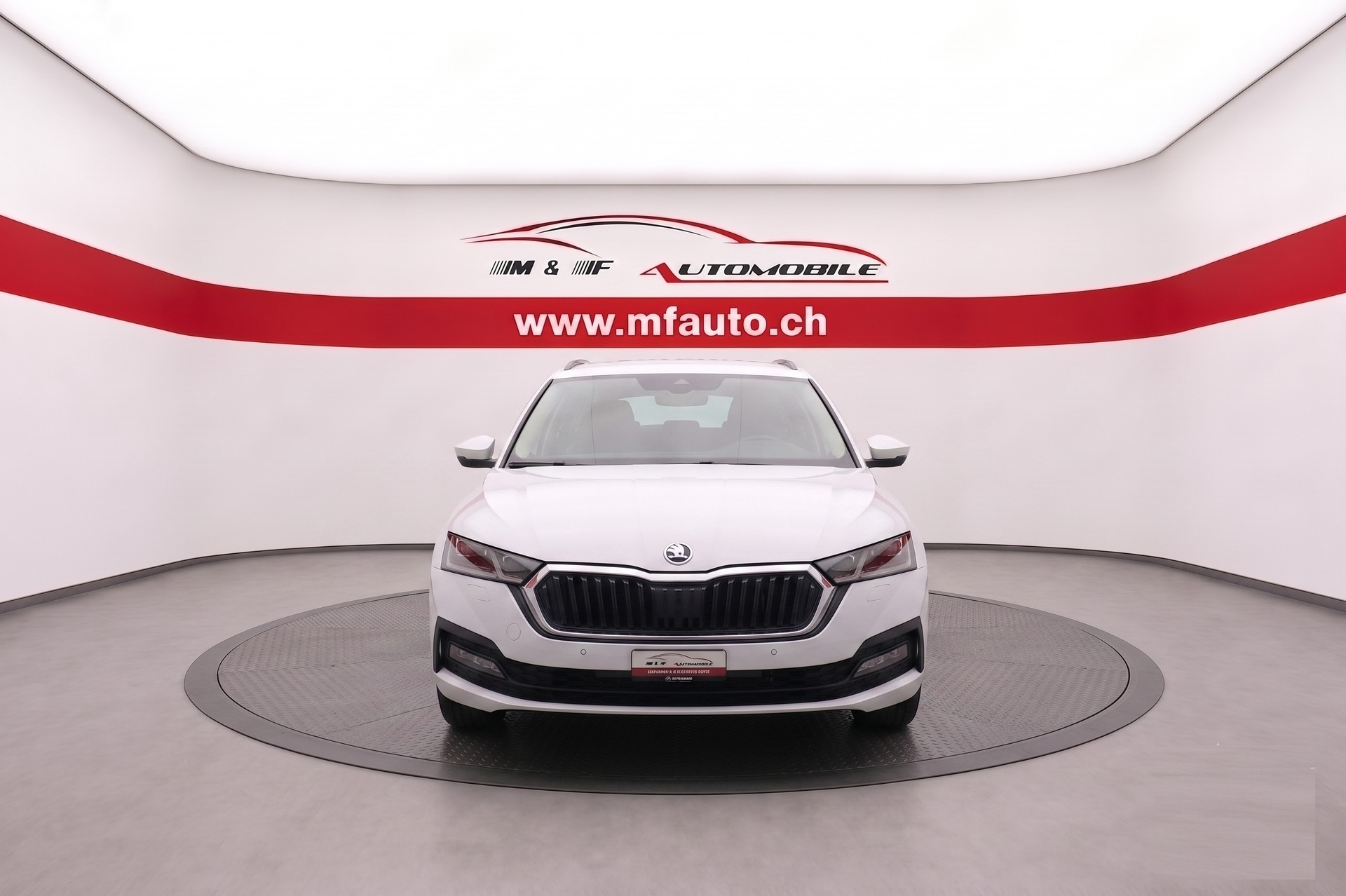 SKODA Octavia Combi 2.0 TDI Ambition DSG-image-3