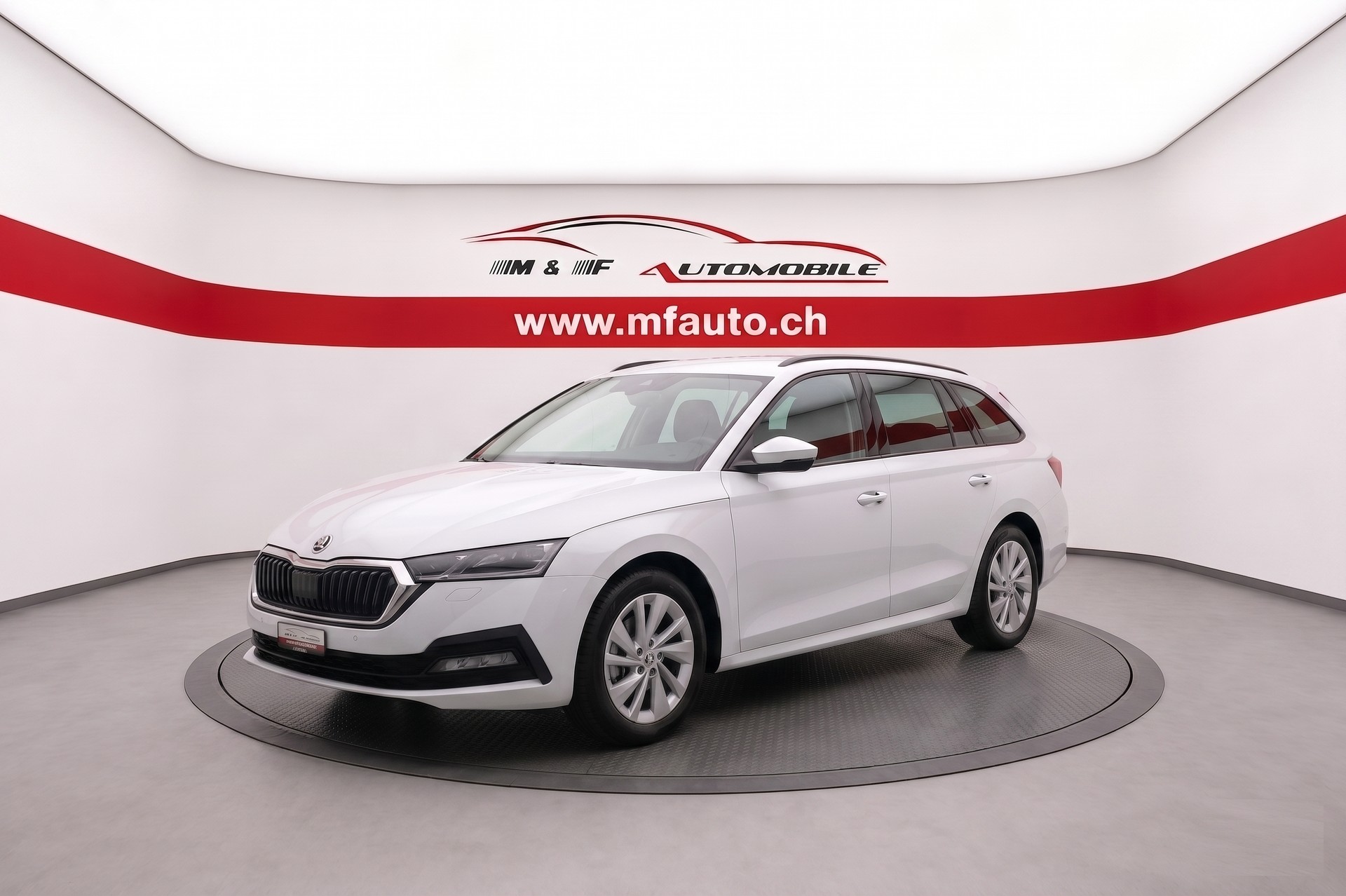 SKODA Octavia Combi 2.0 TDI Ambition DSG-image-2