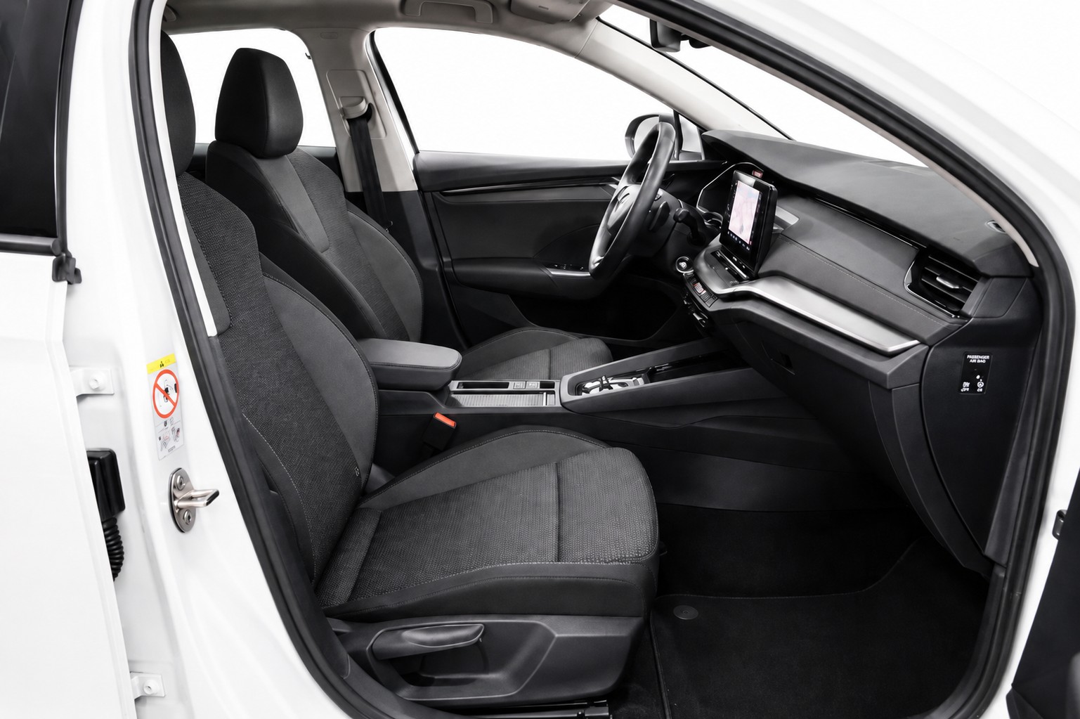 SKODA Octavia Combi 2.0 TDI Ambition DSG-image-11