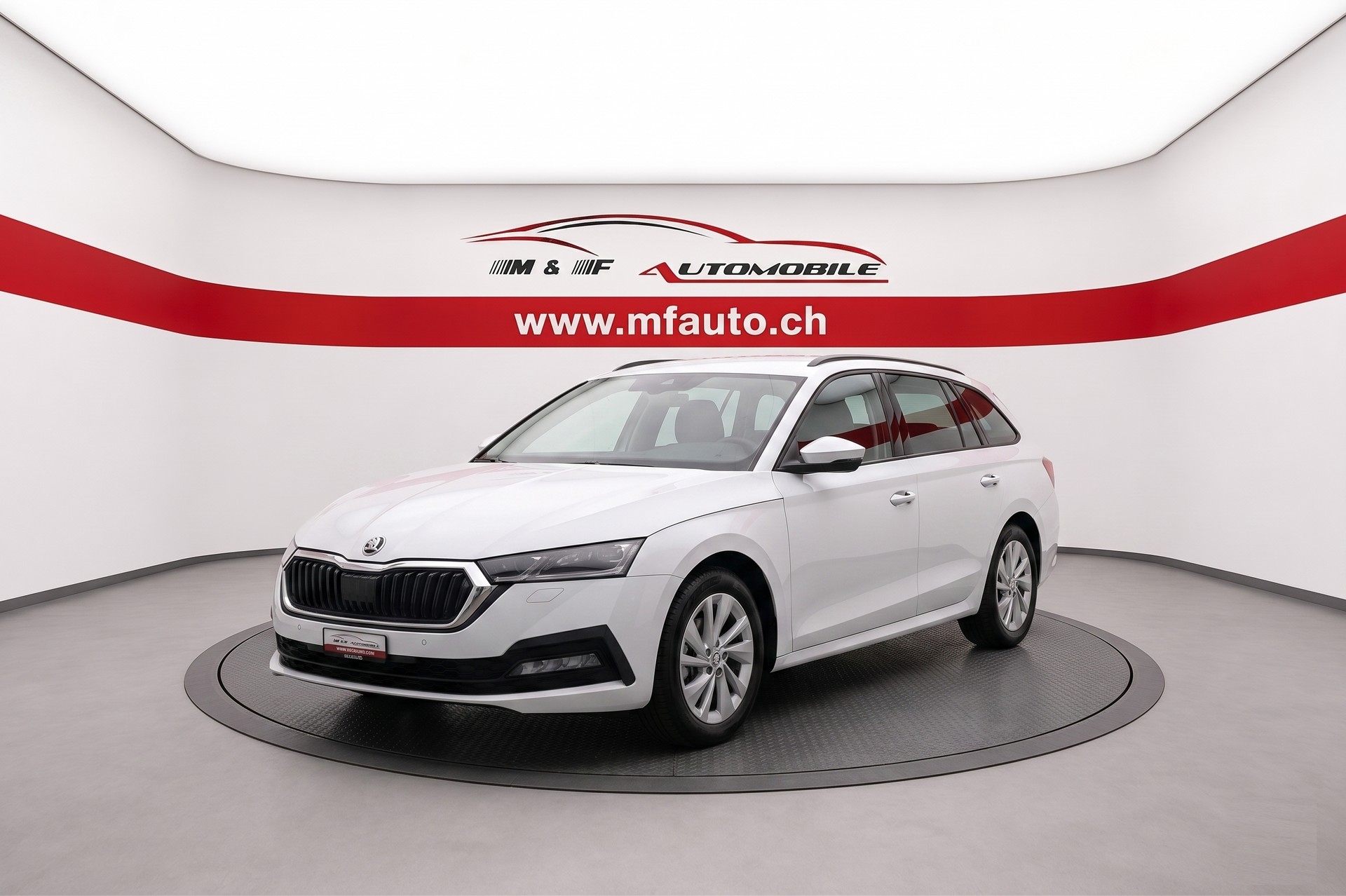 SKODA Octavia Combi 2.0 TDI Ambition DSG-image-0