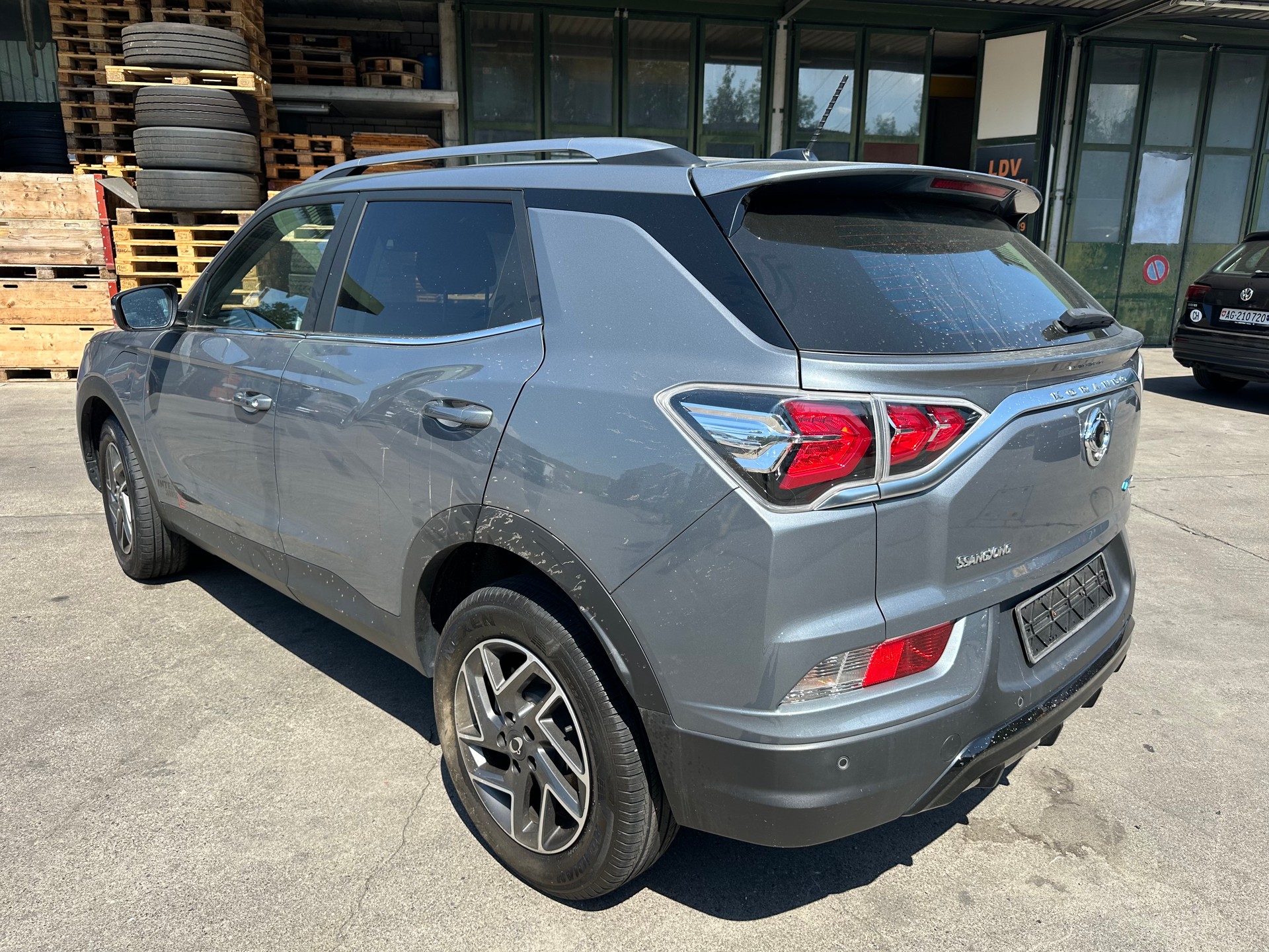 KGM-SsangYong Korando eMotion Titanium Plus-image-3