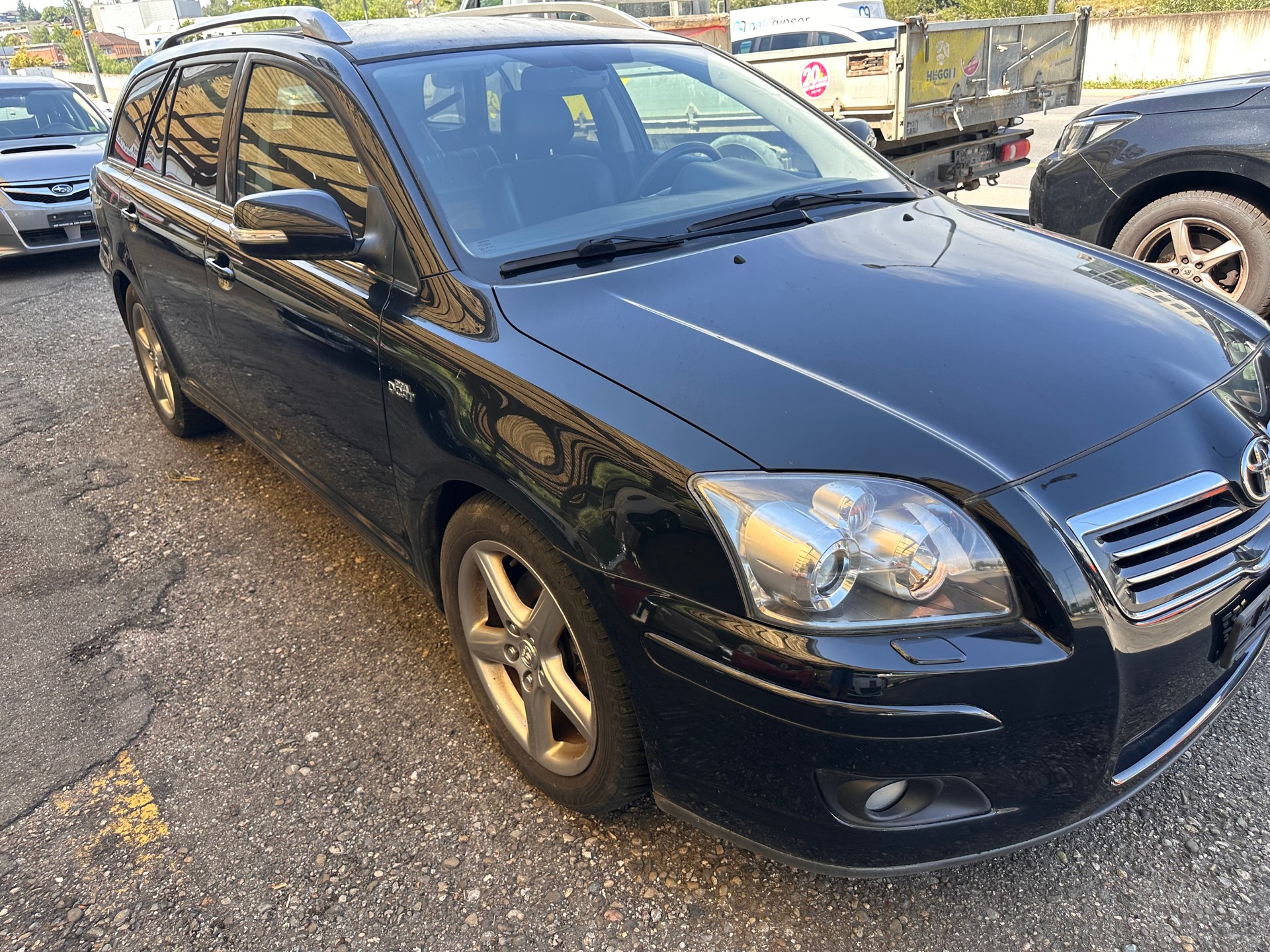 TOYOTA Avensis 2.2D-4 D CleanPower Linea Sol Sportswagon-image-1