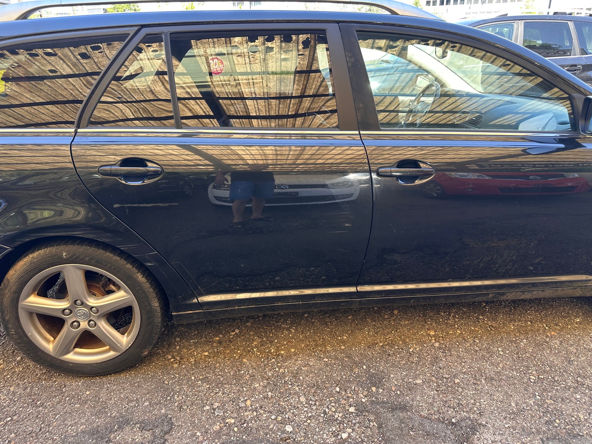 TOYOTA Avensis 2.2D-4 D CleanPower Linea Sol Sportswagon-image-5