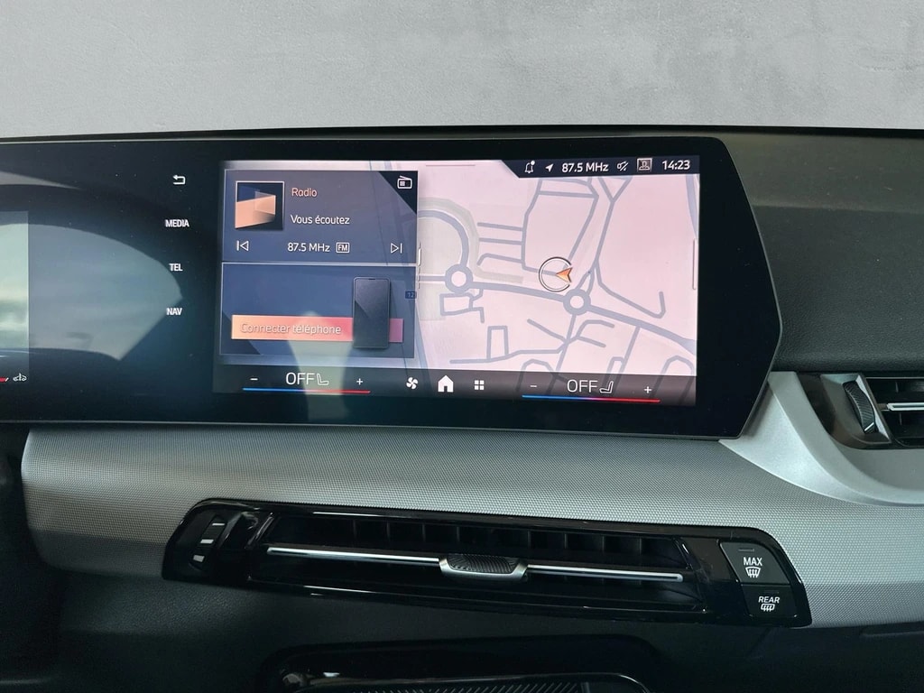 BMW X1 sDrive 18i-image-14