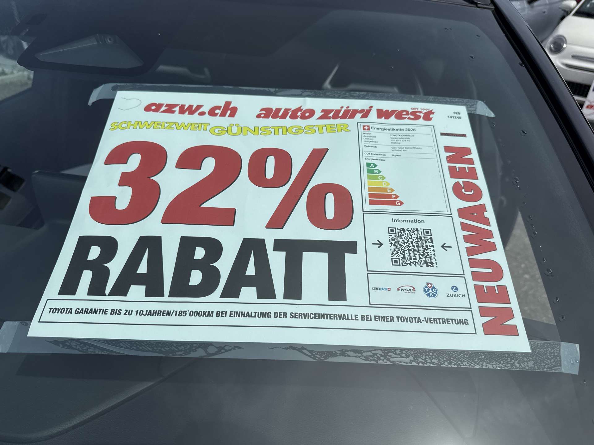 TOYOTA Corolla Touring Sports 2.0 HSD GR Sport e-CVT Automat-image-3