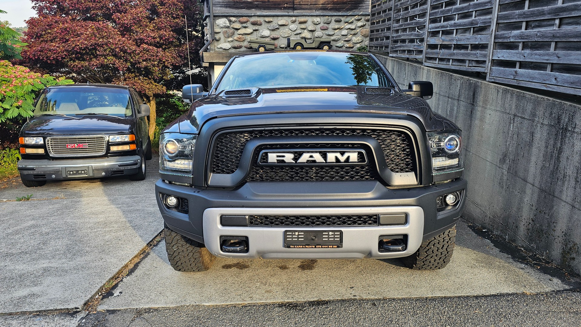 DODGE RAM 5.7 Rebel-image-2