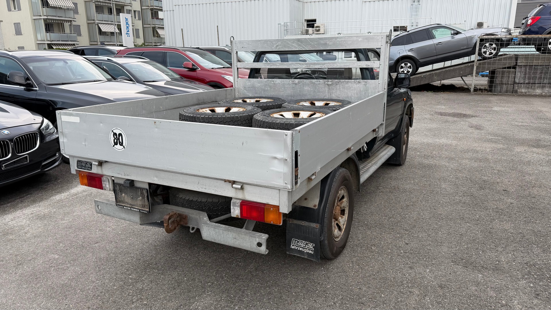 VW Taro 4x4 Normal Cab (CL)-image-3