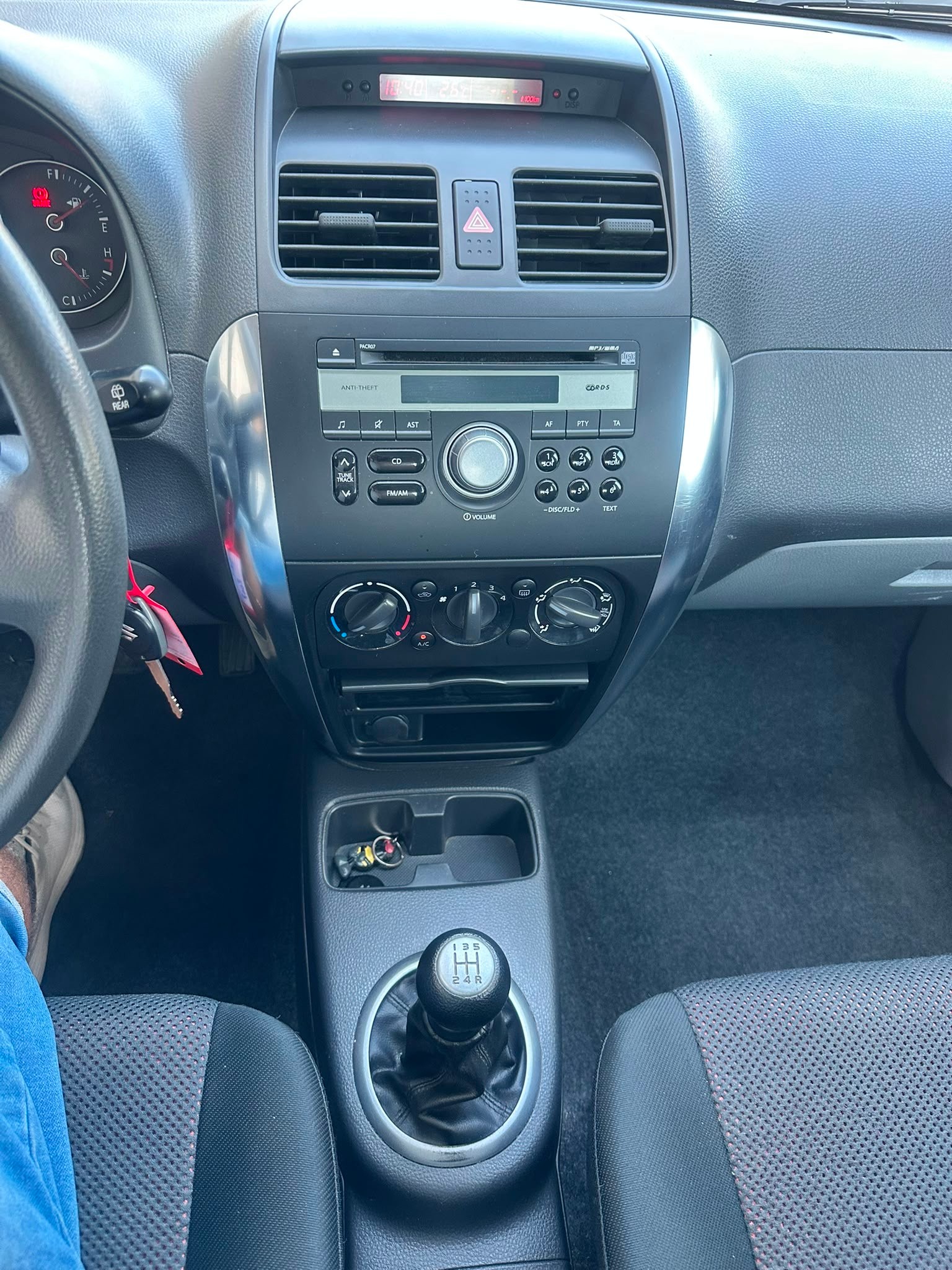 SUZUKI SX4 1.6 16V GL Top 4WD-image-12