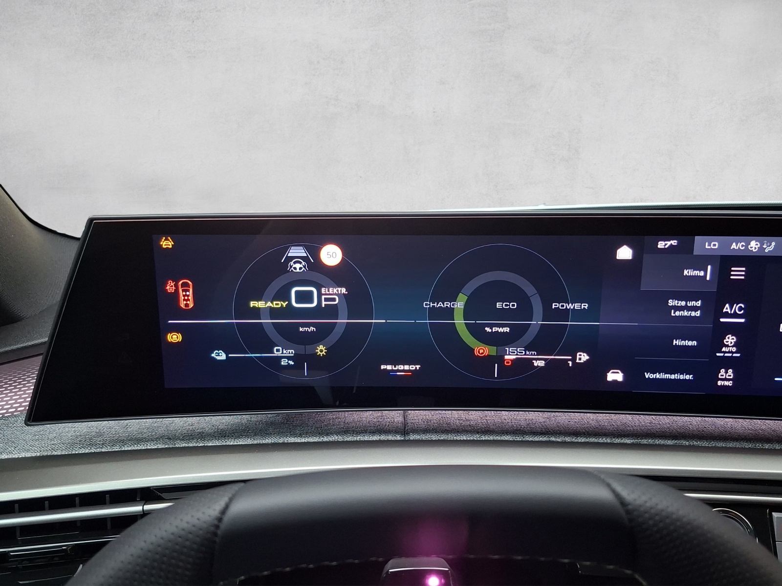 PEUGEOT 5008 1.6 PHEV GT-image-8