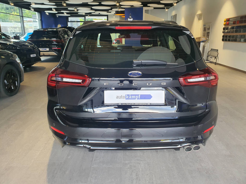 FORD Focus Station Wagon 1.0i EcoB Hybrid 155 ST-Line-image-5