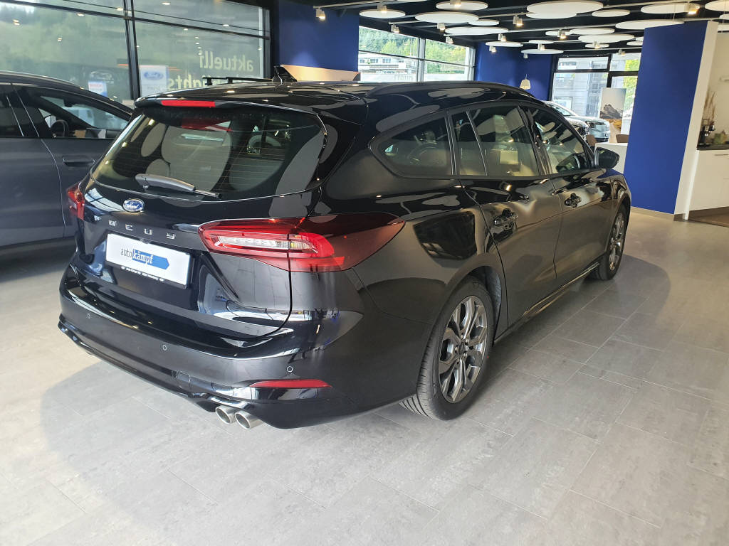 FORD Focus Station Wagon 1.0i EcoB Hybrid 155 ST-Line-image-4
