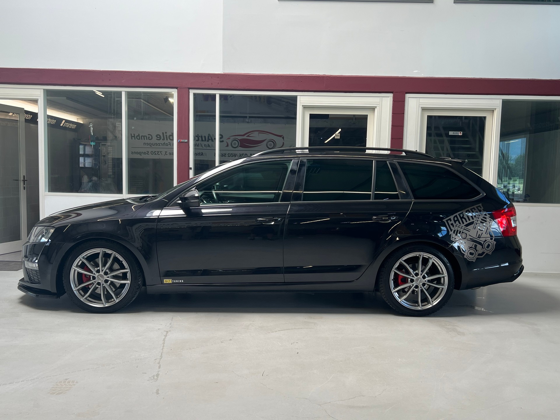 SKODA Octavia Combi 2.0 TDI RS 4x4 DSG-image-3