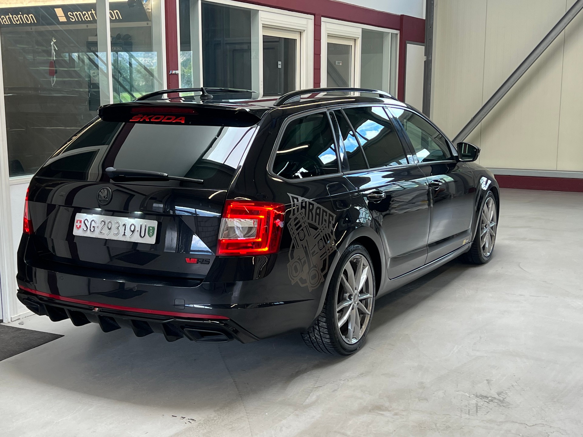 SKODA Octavia Combi 2.0 TDI RS 4x4 DSG-image-7