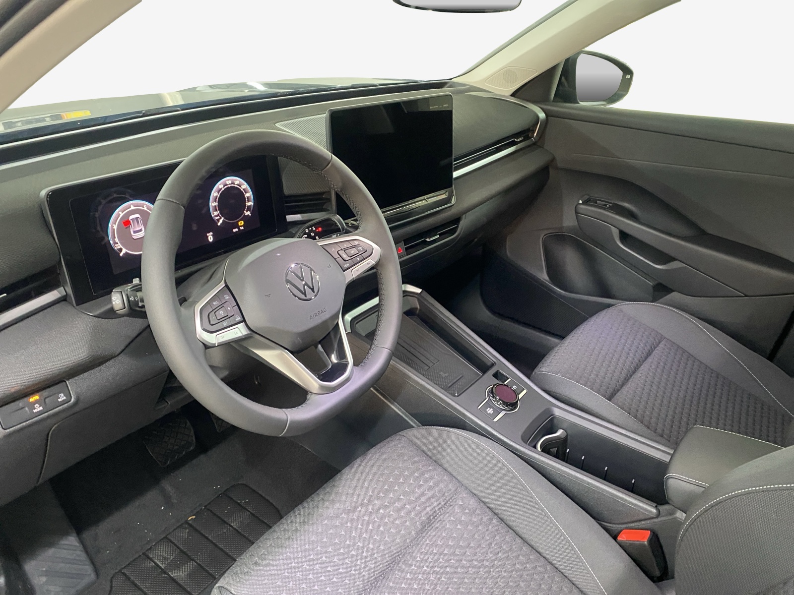 VW T-Roc 1.5 eTSI mHEV Life DSG-image-14