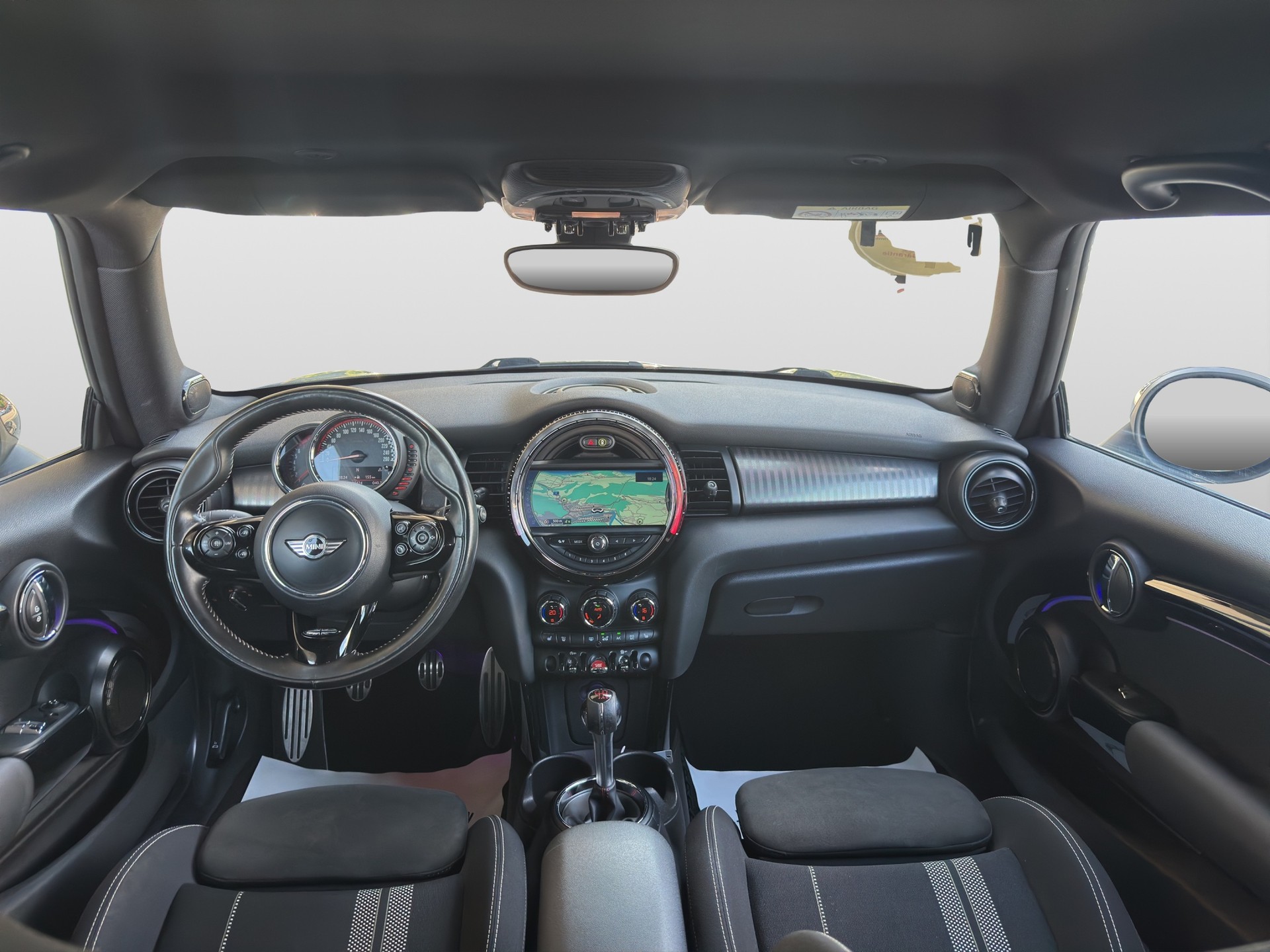 MINI Cooper John Cooper Works-image-11