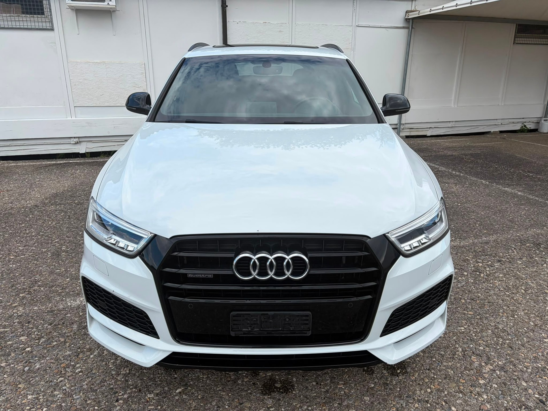 AUDI Q3 2.0 TDI sport quattro S-tronic-image-3