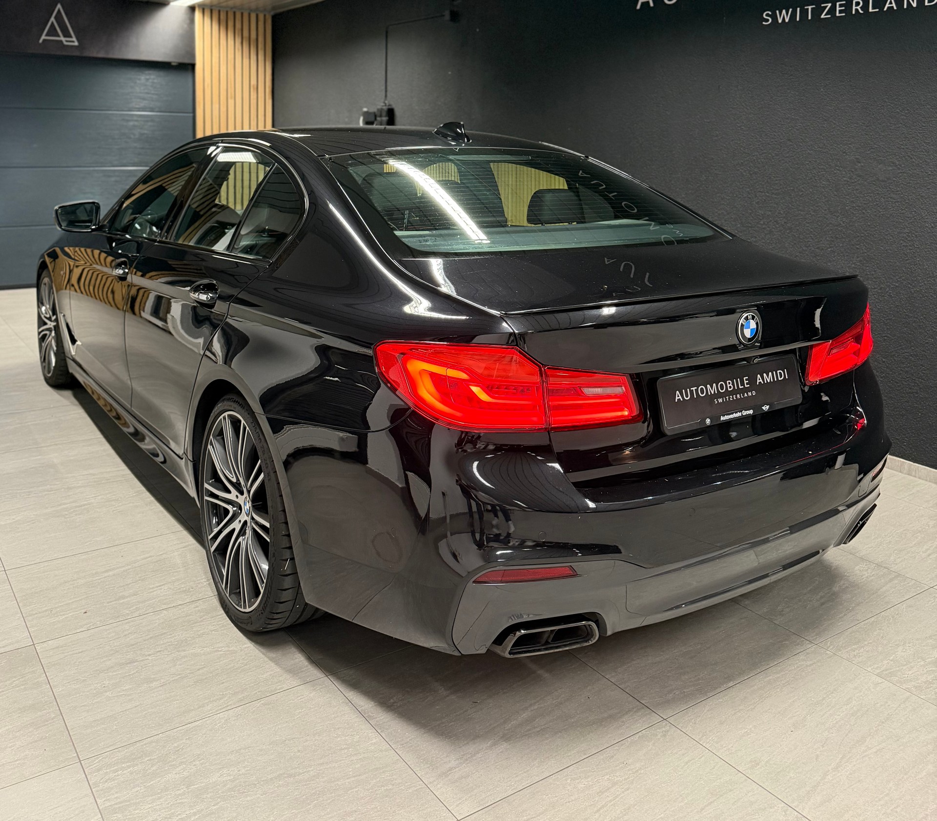 BMW M550i xDrive Steptronic-image-2