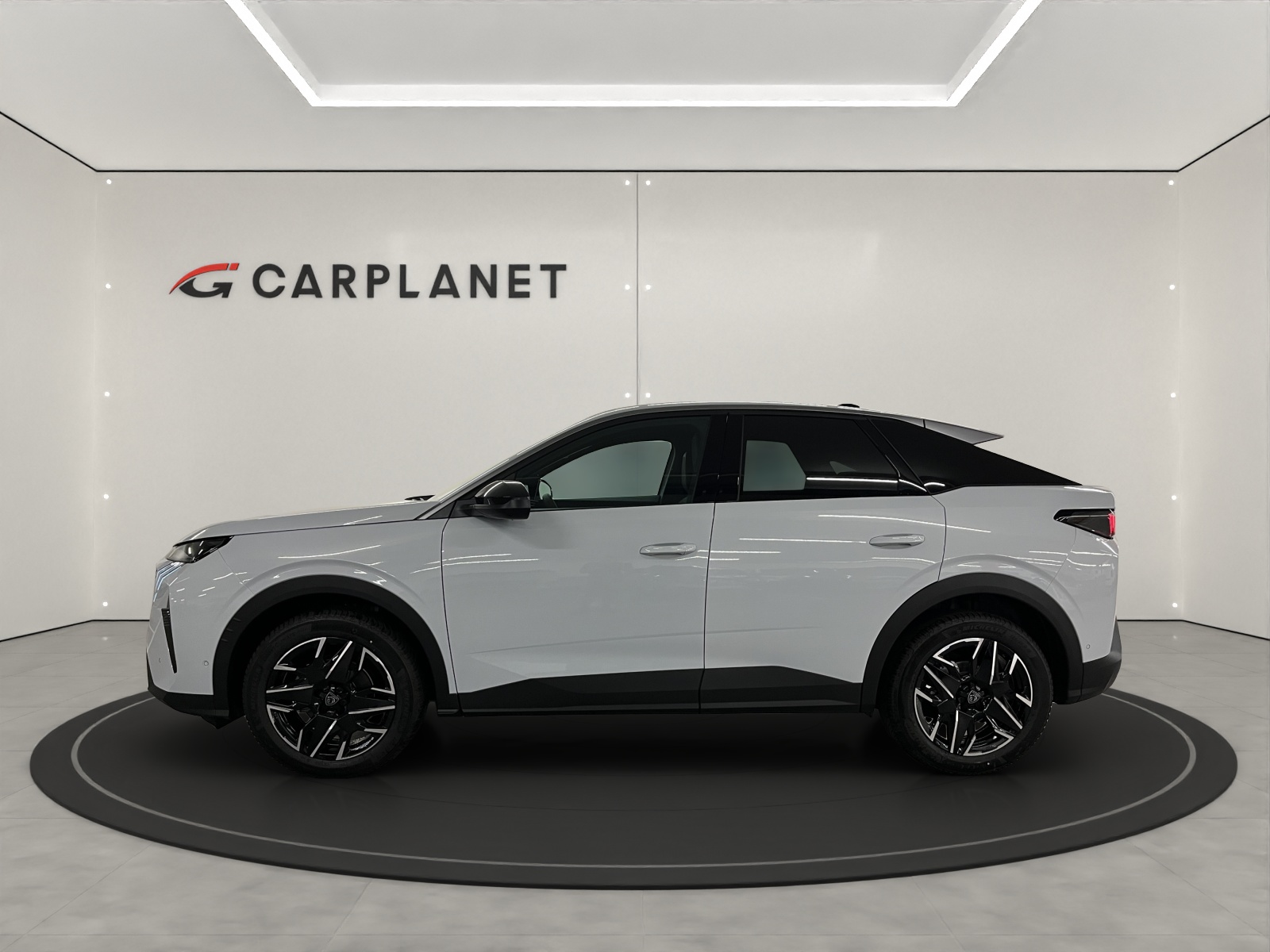 PEUGEOT 3008 1.2 Hybrid Allure Premium-image-2