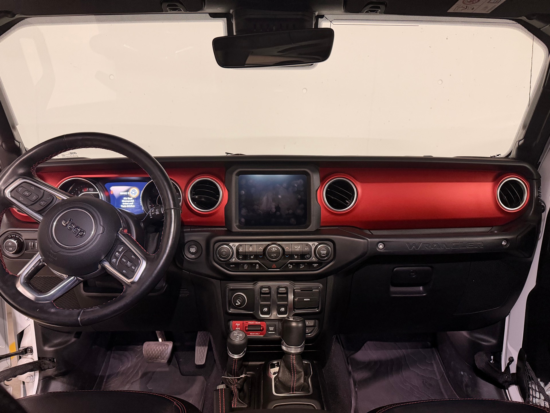 JEEP 2.0 Turbo Rubicon-image-1