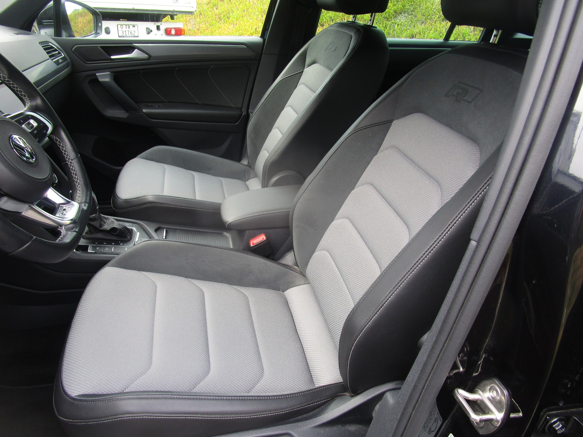 VW Tiguan 2.0 TDI SCR Highline 4Motion DSG-image-8