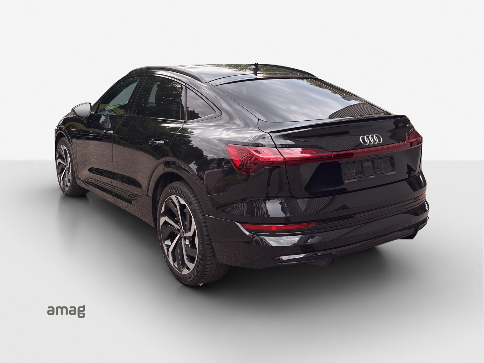 AUDI e-tron 55 Sportback S Line Black Edition quattro-showroom-element-2