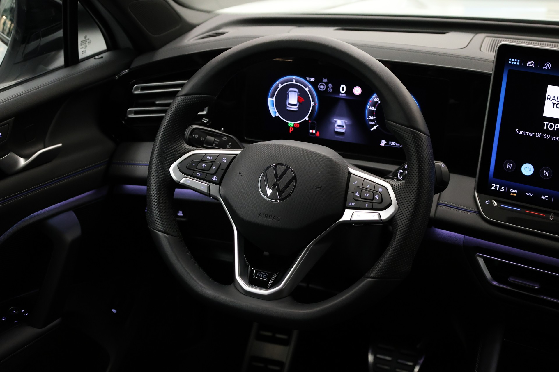 VW Tiguan 2.0 TDI SCR R-Line DSG 4motion-image-18