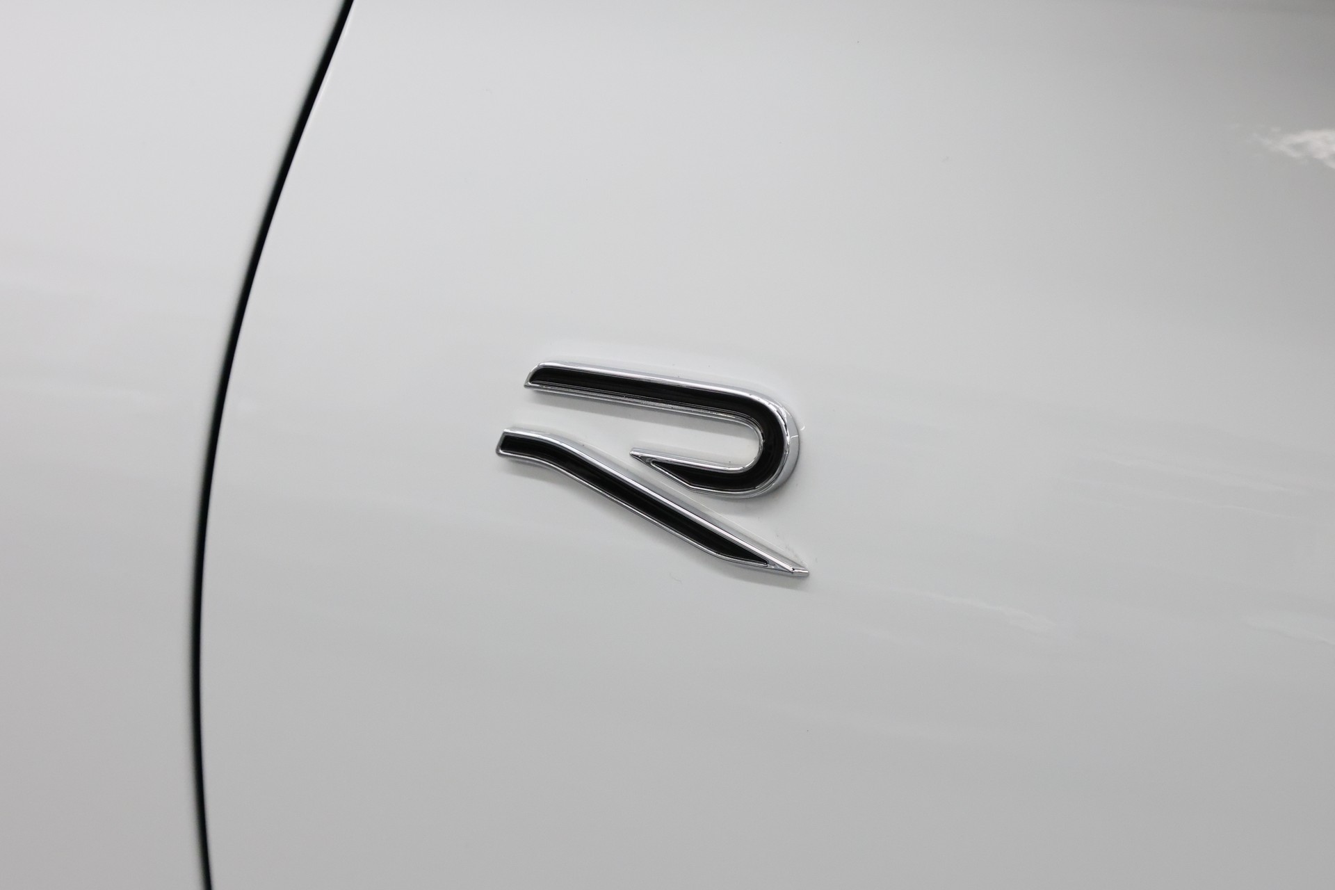 VW Tiguan 2.0 TDI SCR R-Line DSG 4motion-image-11