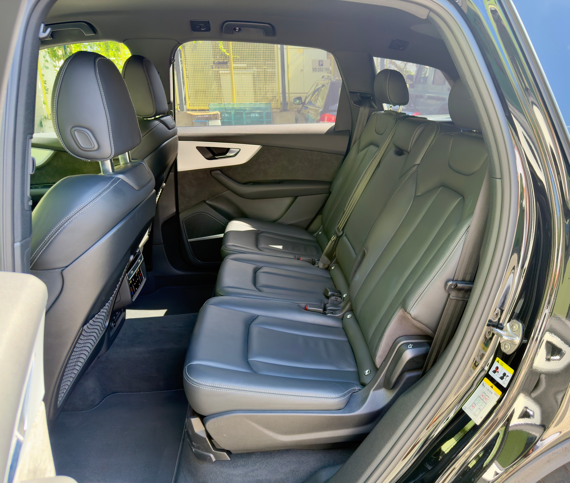 AUDI Q7 55 TFSI S Line quattro tiptronic-image-12