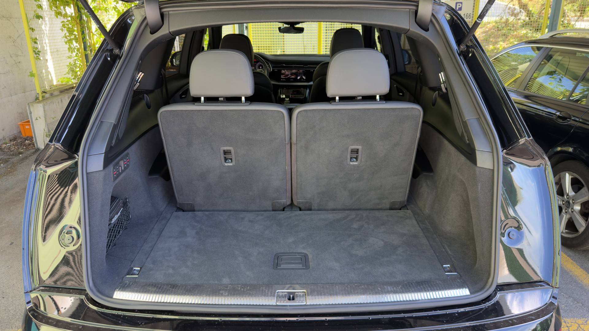 AUDI Q7 55 TFSI S Line quattro tiptronic-image-14