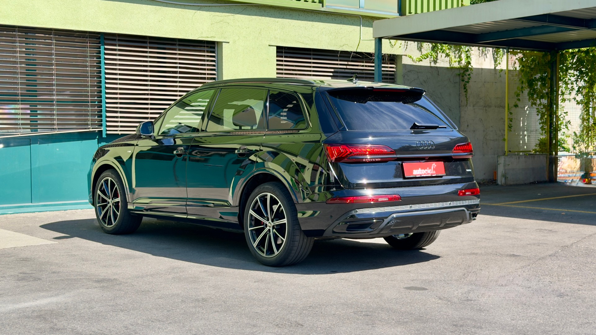 AUDI Q7 55 TFSI S Line quattro tiptronic-image-2