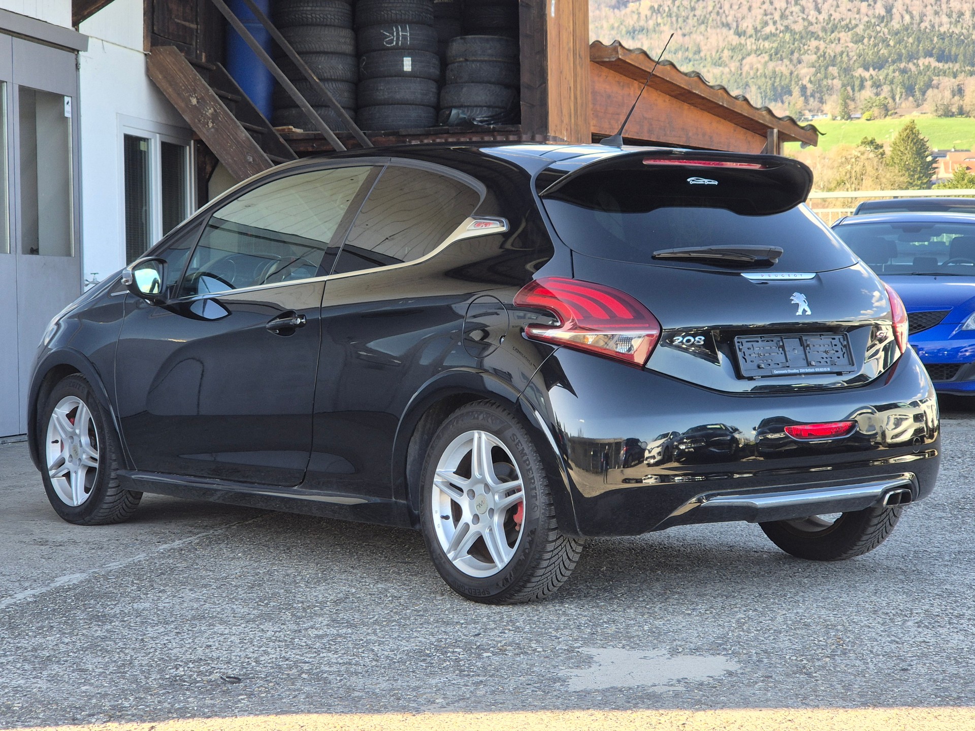 PEUGEOT 208 1.6 Turbo GTi-image-7