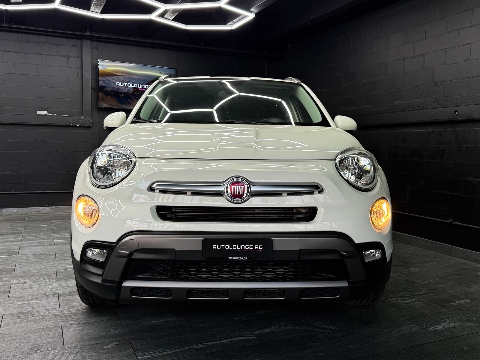FIAT 500X 2.0 MJ Cross Plus 4x4 Automatic-image-2
