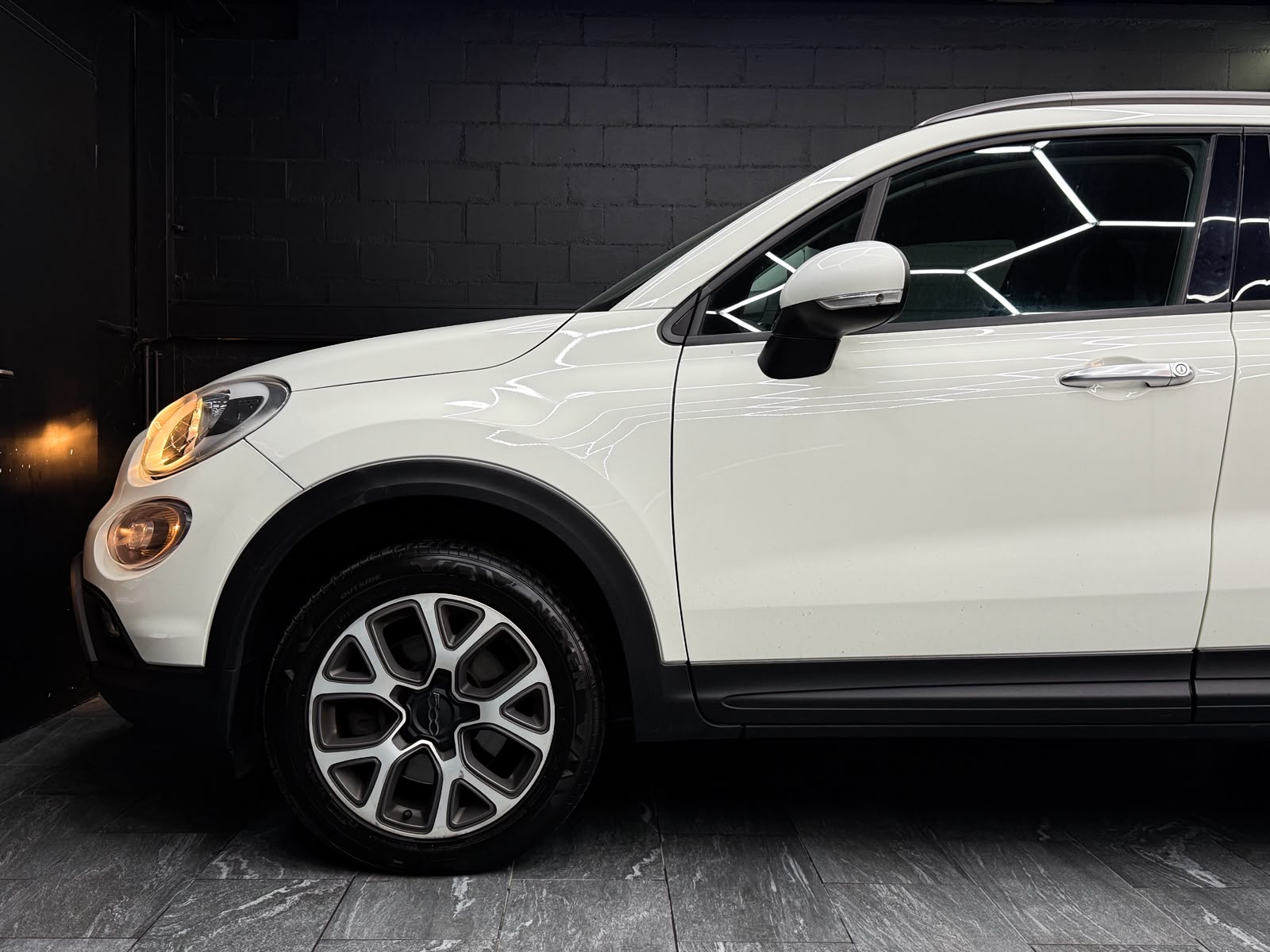 FIAT 500X 2.0 MJ Cross Plus 4x4 Automatic-image-4
