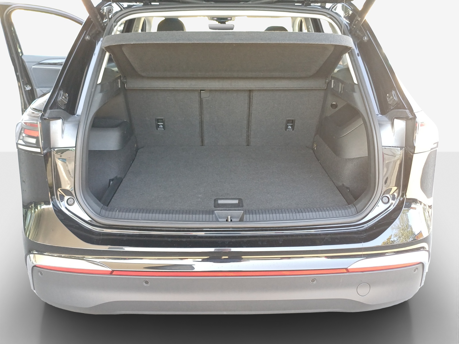 VW Tiguan 2.0 TSI DSG Elegance 4Motion-image-12