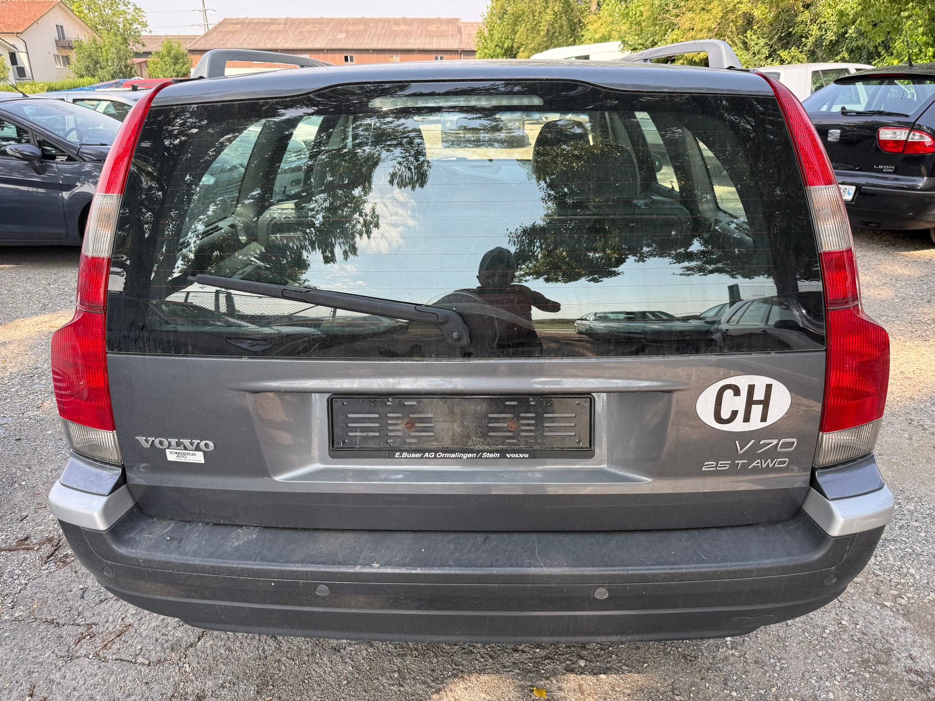 VOLVO V70 2.5T AWD-image-5