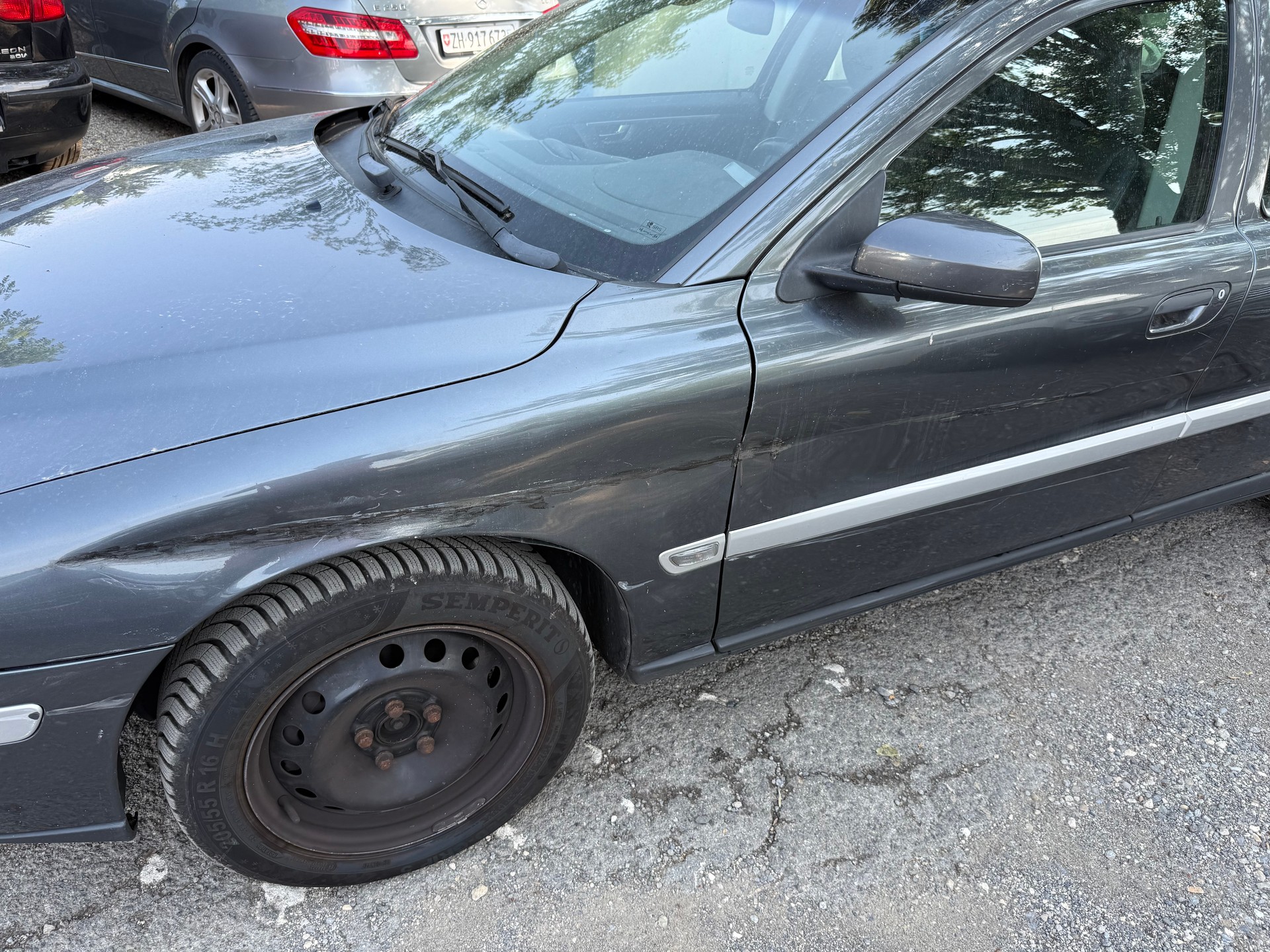 VOLVO V70 2.5T AWD-image-3