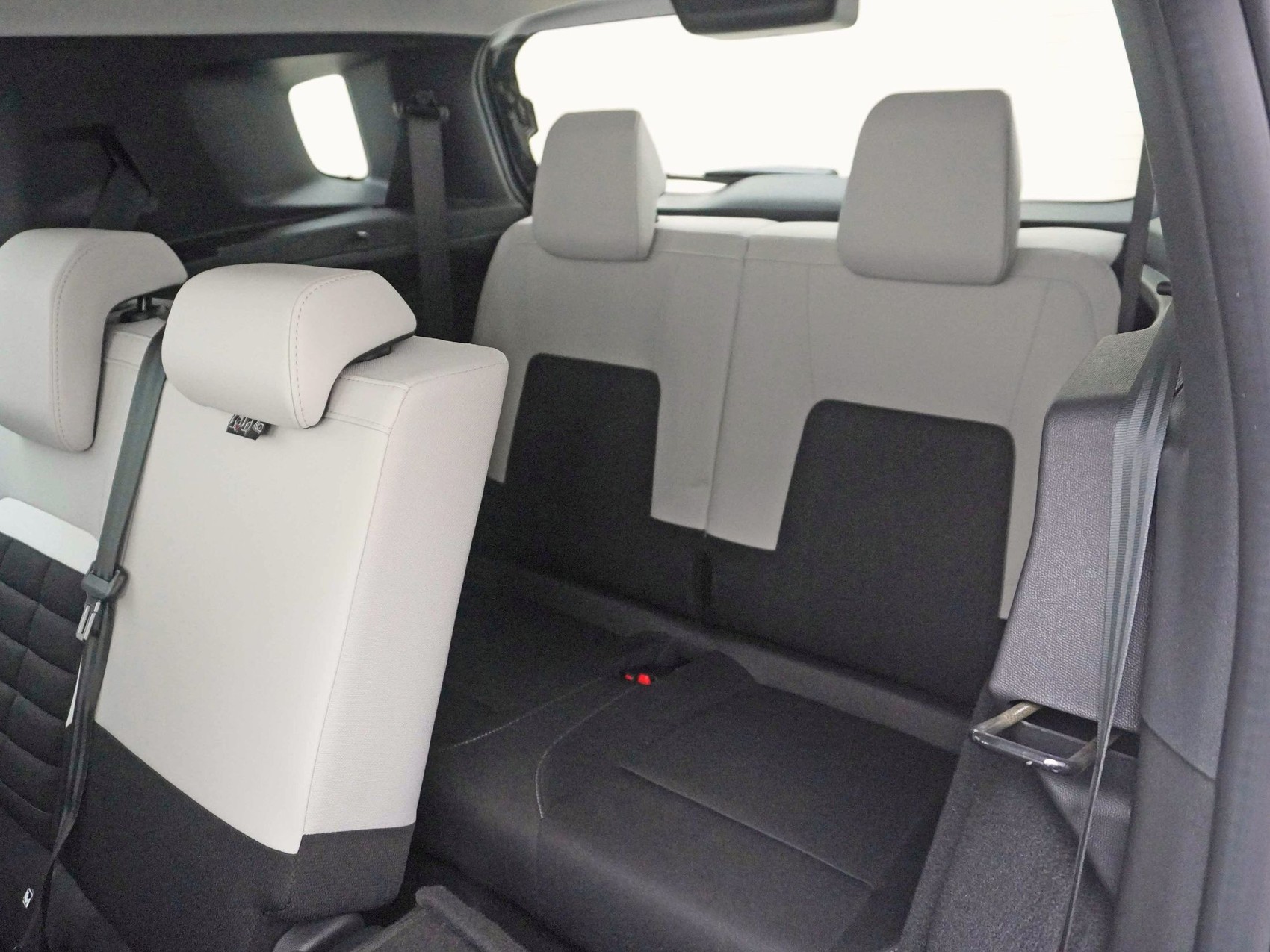 CITROEN C3 Aircross 1.2 Hybrid Max-image-17