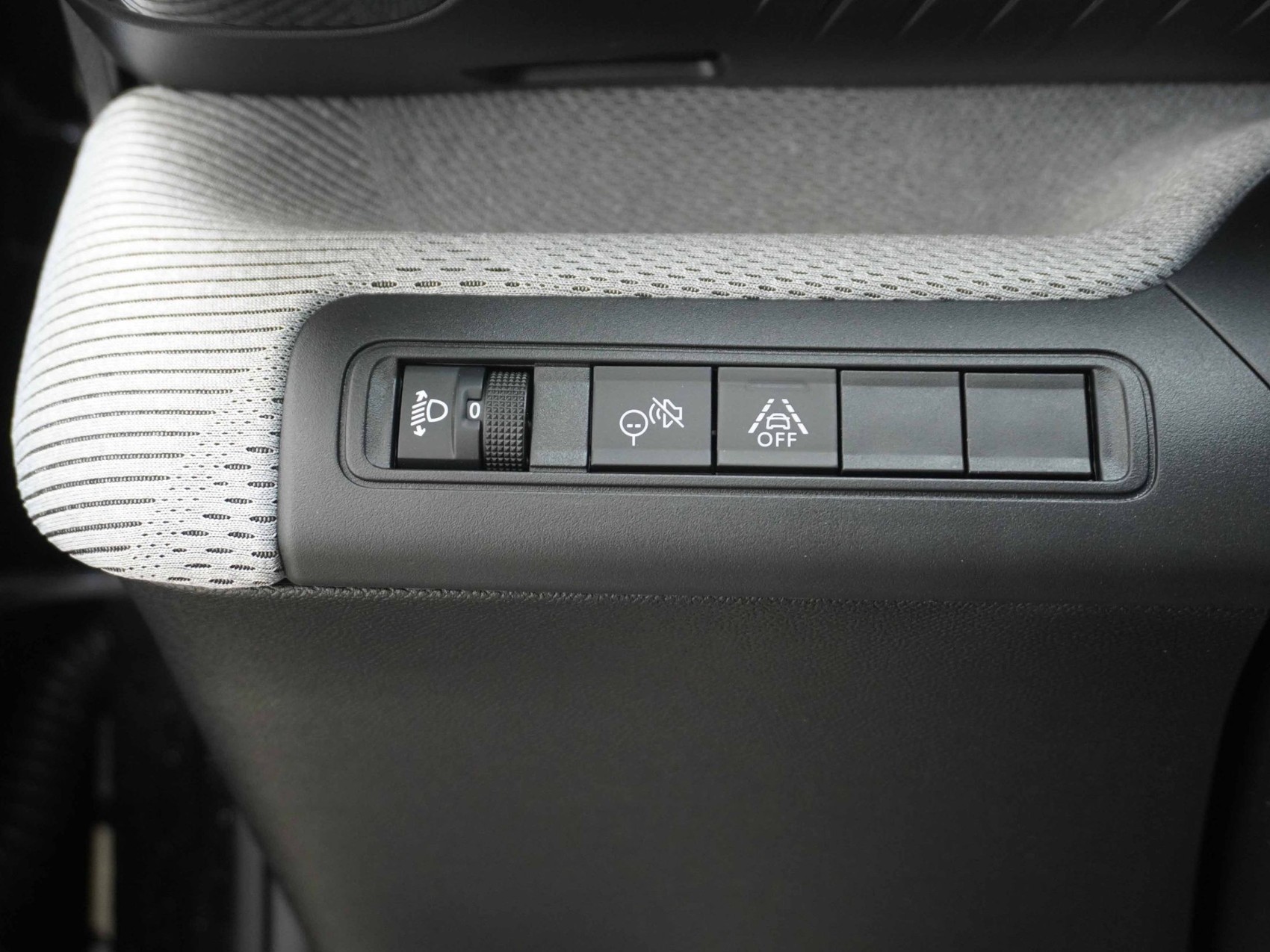 CITROEN C3 Aircross 1.2 Hybrid Max-image-15